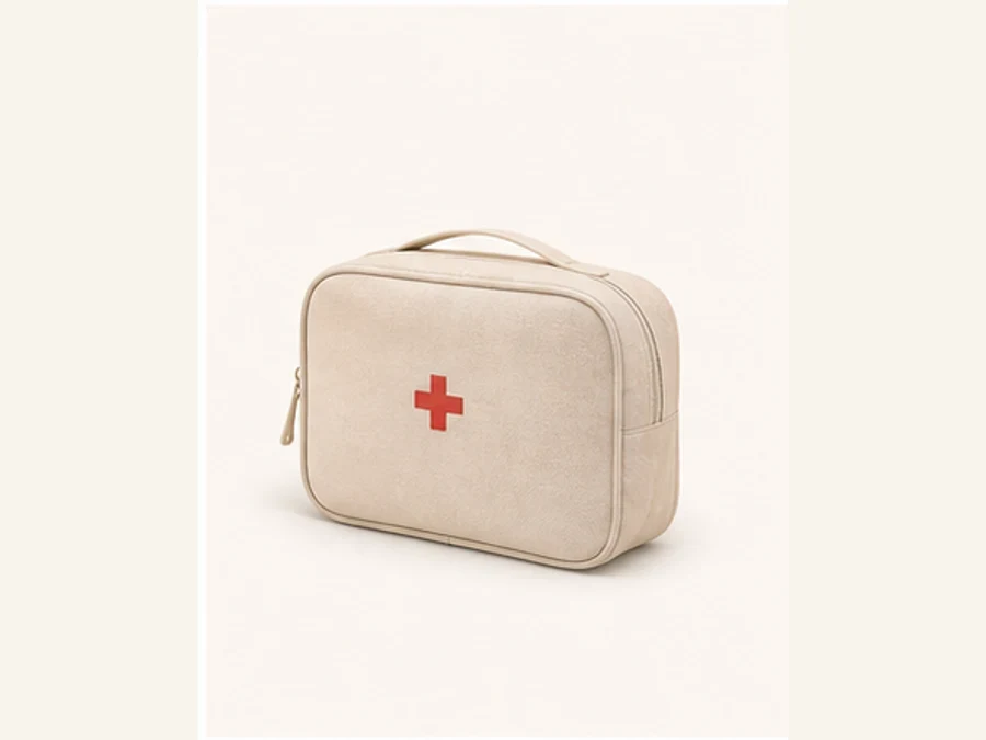 Organizer für Reiseapotheke mit Baby und Kind